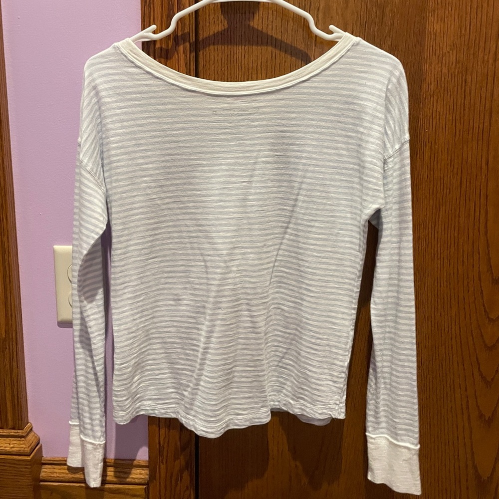 Abercrombie And Fitch Soft A&F Tee - image 2